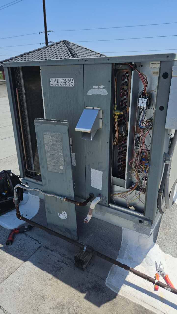 Las Vegas Ductwork Repair project photo by BruceAC